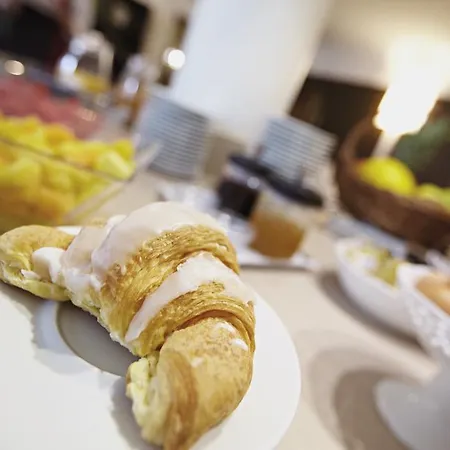 Celide Hotel 4*