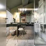 阿尔伯格席琳酒店 4* 卢卡